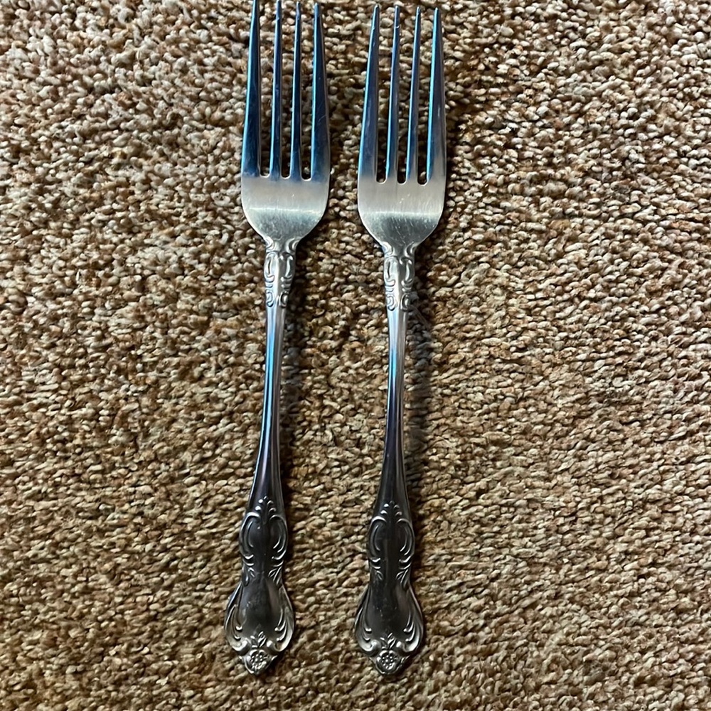 VTG two individual dinner forks, Japan